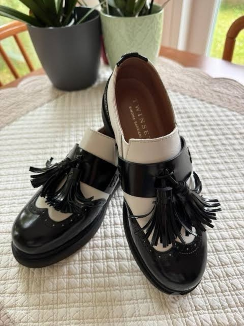 Twin-set Two-Tone Black & White Tassel Loafers